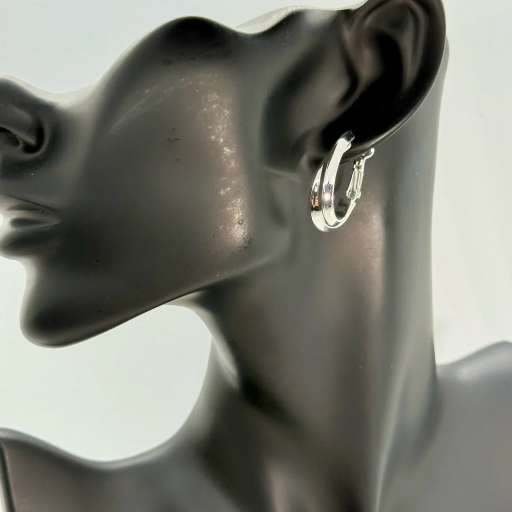 Chic Small Silver Hoop Earrings - Nickel Free for Sensitive Ears